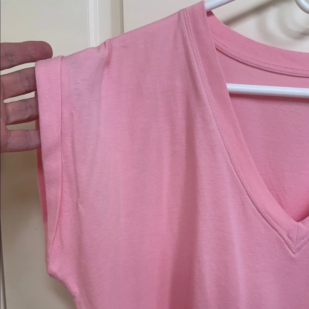 Frame  Soft Pink V-Neck Tee - Picture 3 of 9